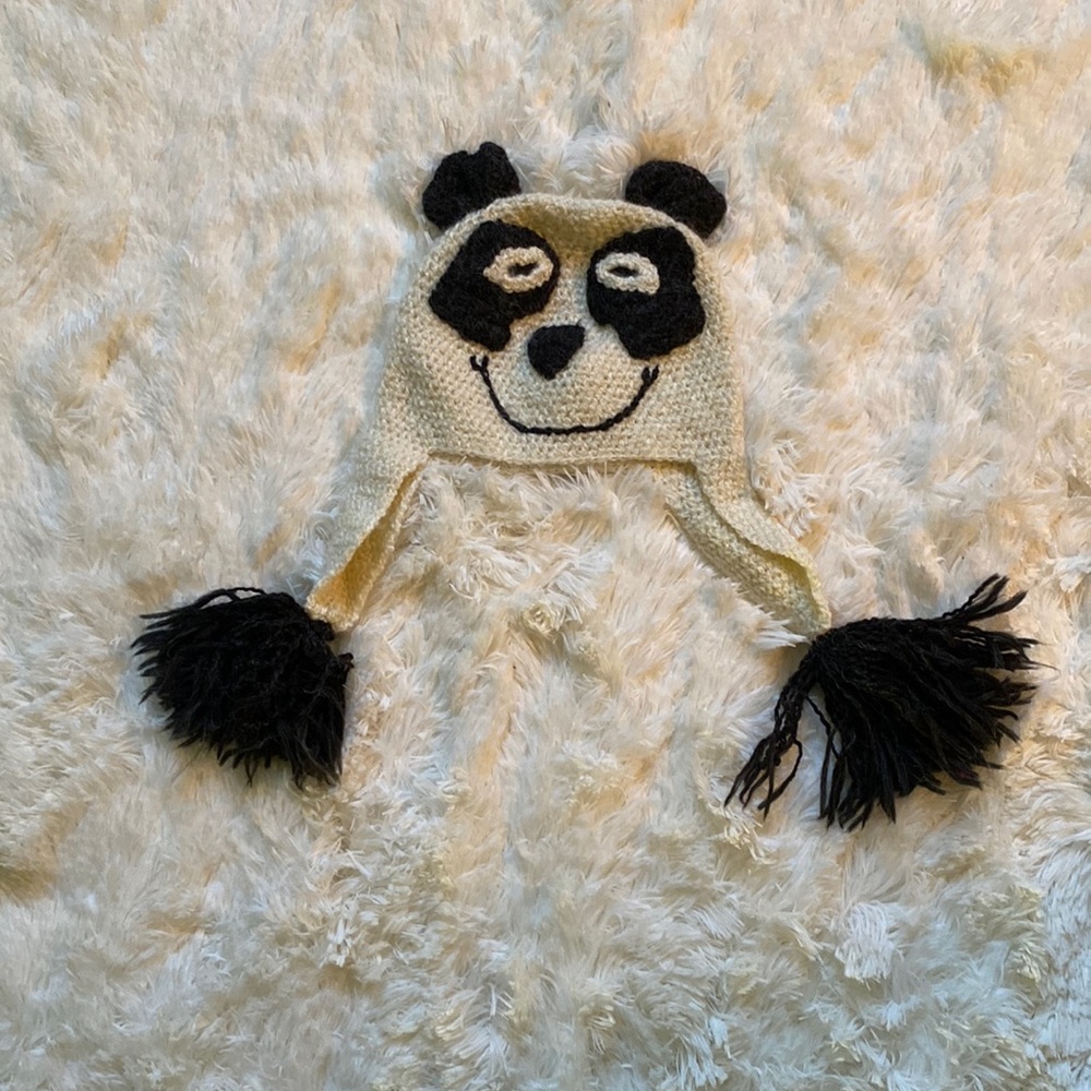 Kids knit panda hat